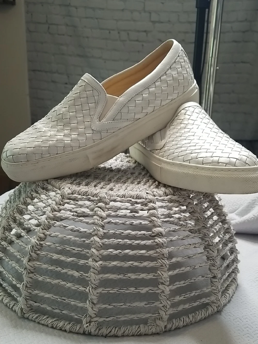 M GEMI womens Pearl White The Cerchio Due Leather loafers Size 10.5  EUC